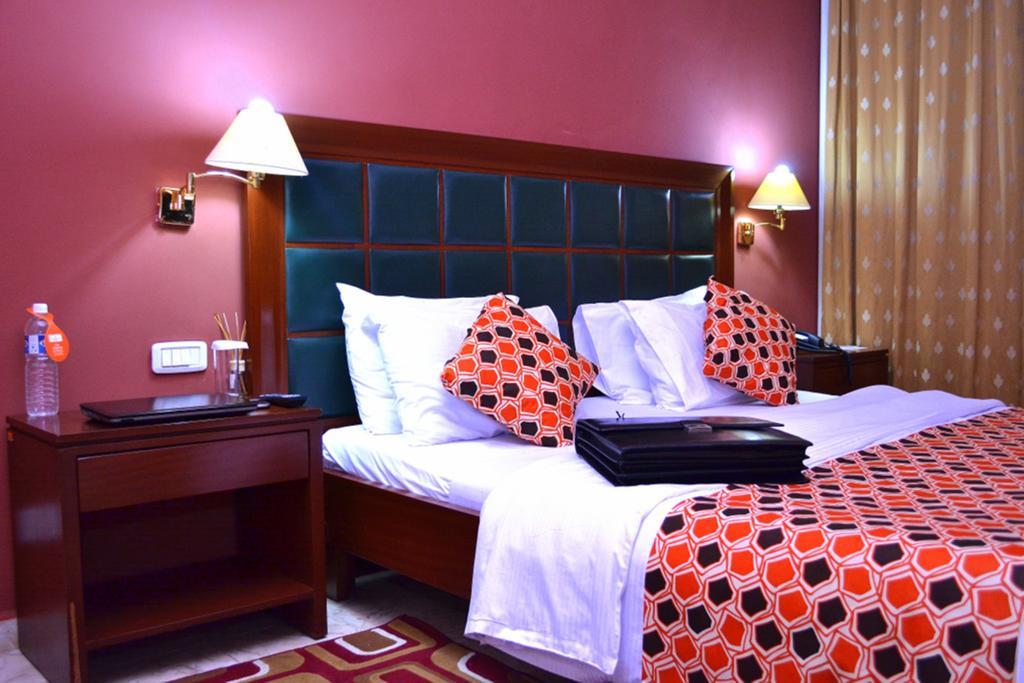 Transcorp Hotels Calabar Chambre photo