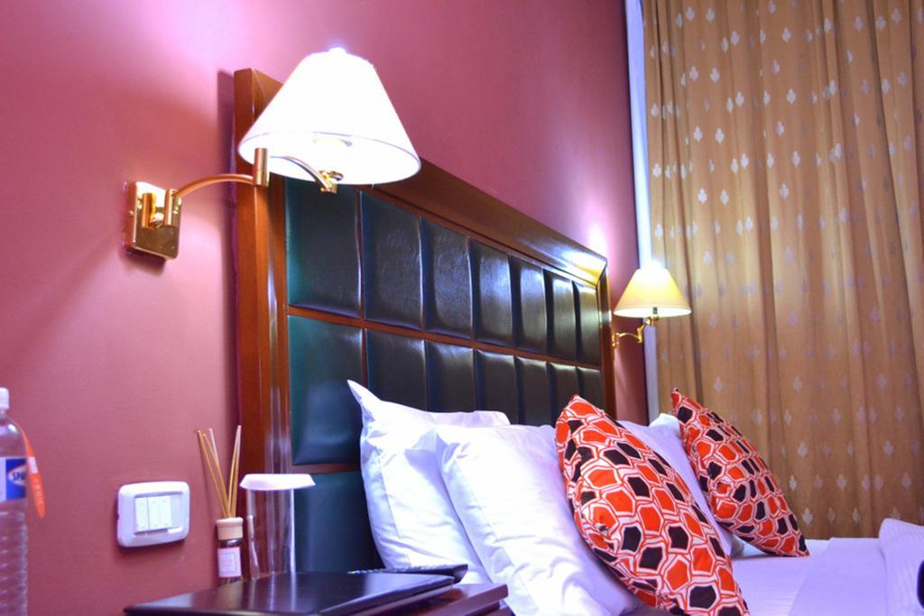 Transcorp Hotels Calabar Chambre photo