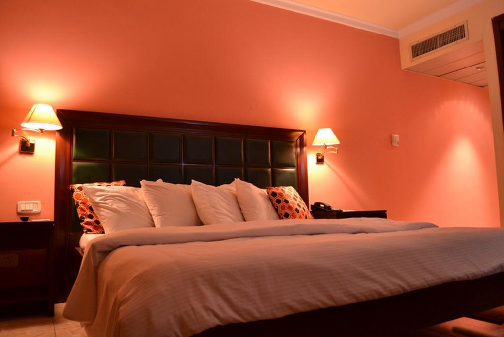 Transcorp Hotels Calabar Chambre photo