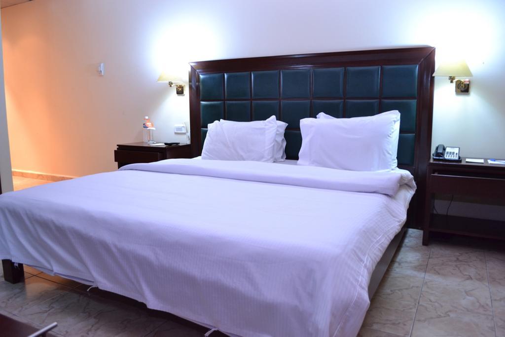 Transcorp Hotels Calabar Extérieur photo